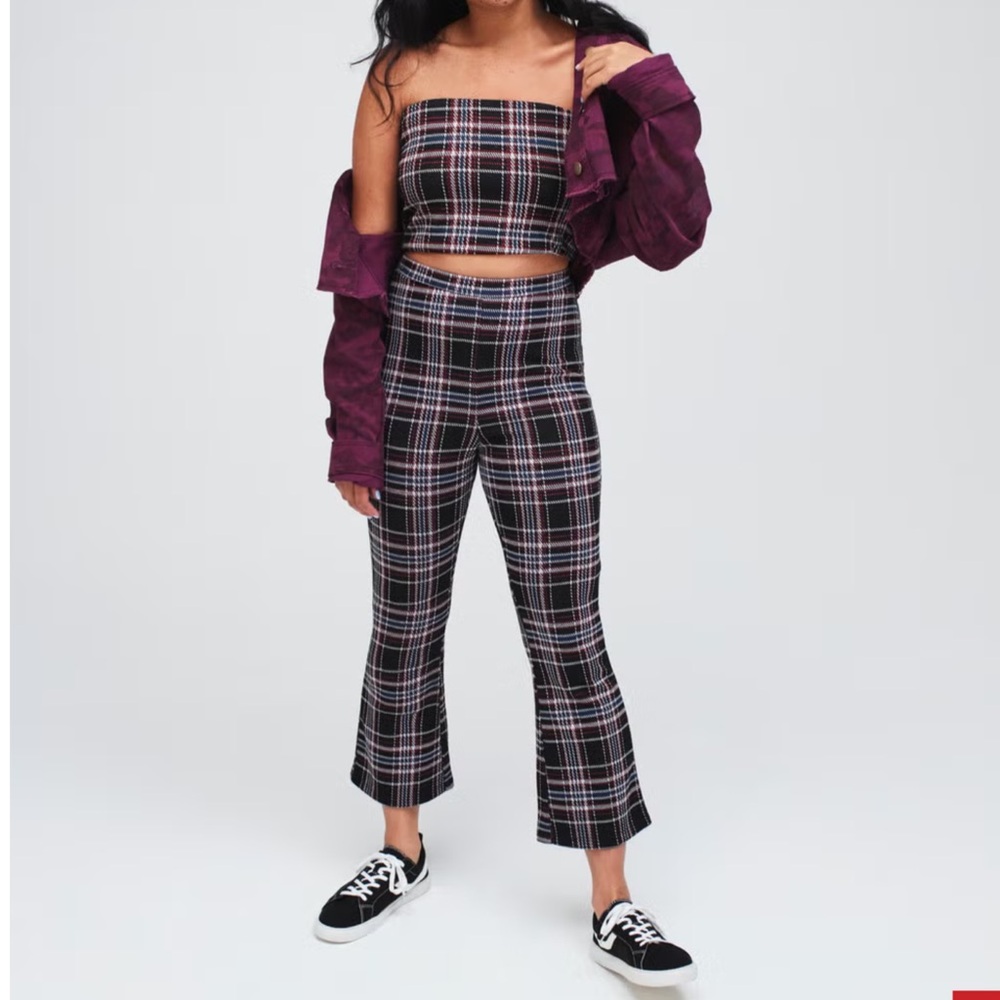 Plaid Women's cropped pants